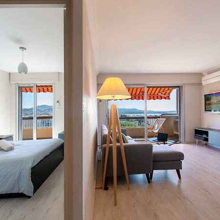 Le Cadet - Vue Panoramique Ville Et Baie De Sanary Sur Mer, Parking & Terrasse - 2 A 4 Pers Extérieur photo